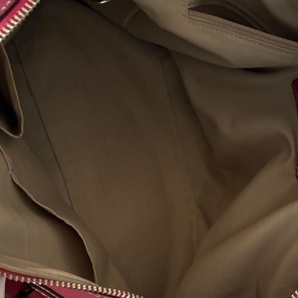 Coach Red Floral Leather Shoulder Bag Customized design by Artist Schatz. - Picture 5 of 9